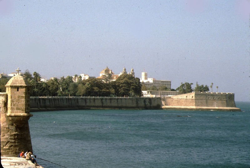 cadiz-1030