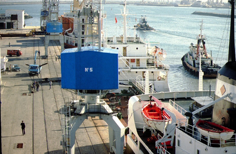 9m